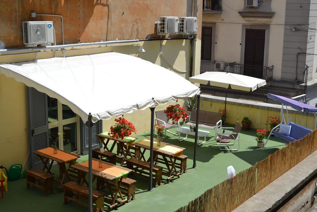 B&B Anna'S Family Terrace Napoli Dış mekan fotoğraf