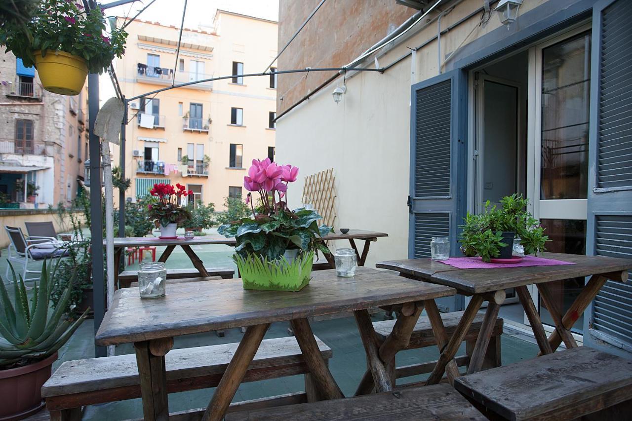 B&B Anna'S Family Terrace Napoli Dış mekan fotoğraf