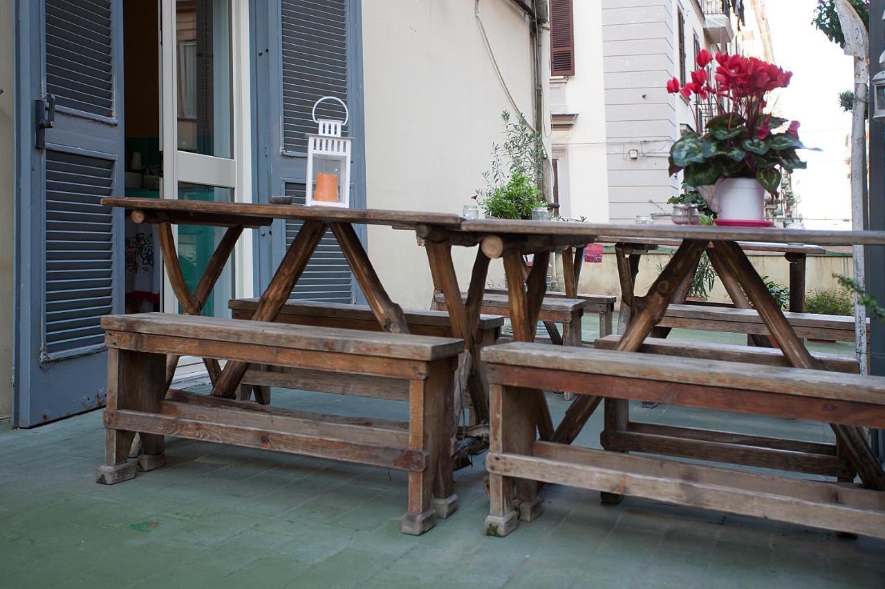 B&B Anna'S Family Terrace Napoli Dış mekan fotoğraf