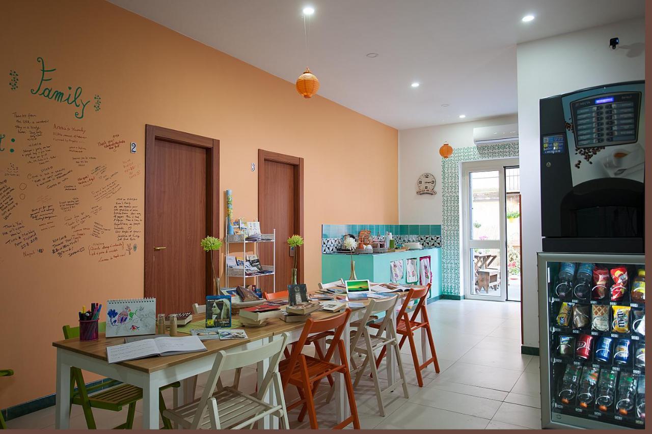 B&B Anna'S Family Terrace Napoli Dış mekan fotoğraf