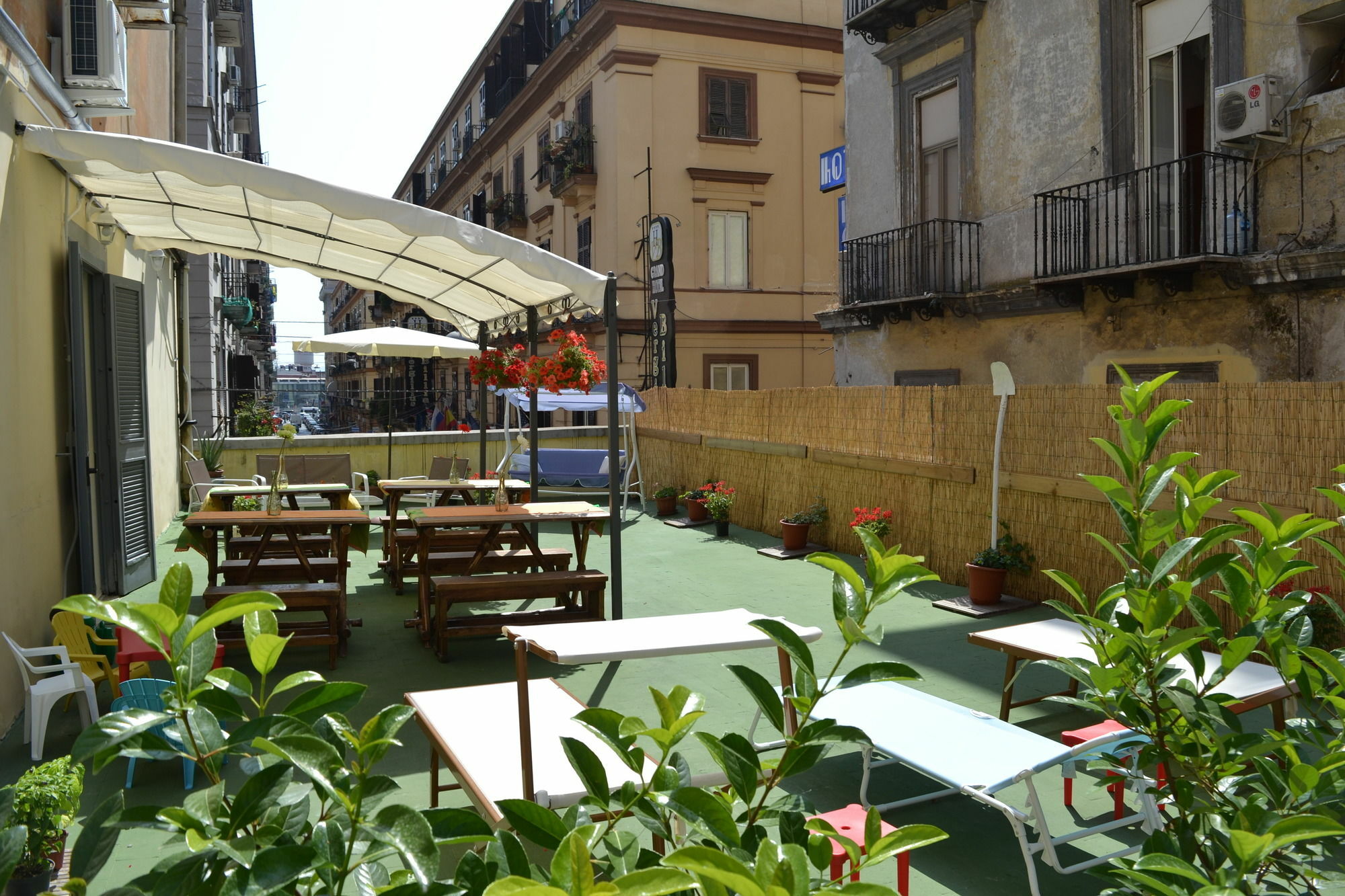 B&B Anna'S Family Terrace Napoli Dış mekan fotoğraf